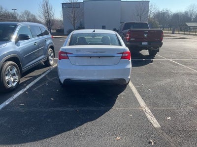 2014 Chrysler 200 LX