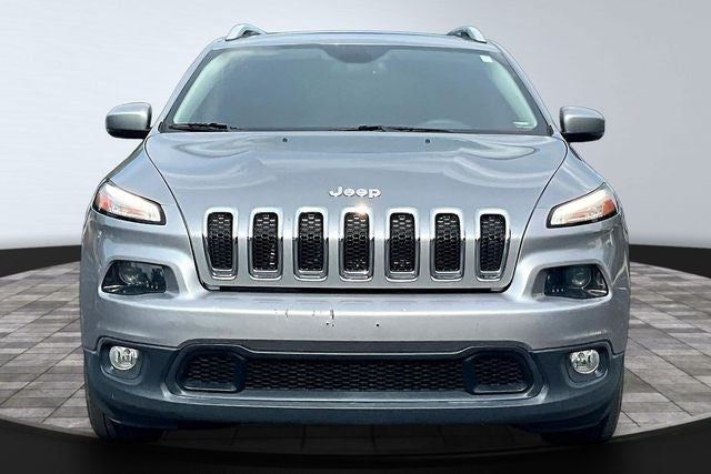 Used 2016 Jeep Cherokee Latitude with VIN 1C4PJLCS3GW207838 for sale in Springfield, MO