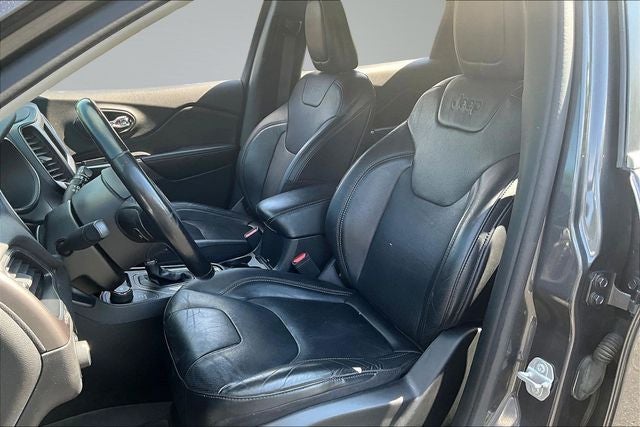 2020 Jeep Cherokee Lux
