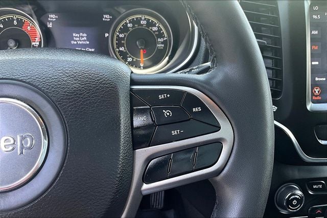 2022 Jeep Cherokee Latitude Lux