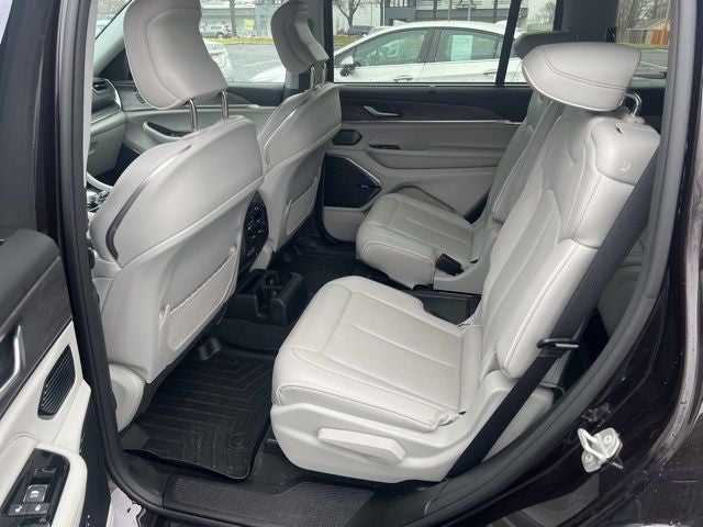 2022 Jeep Grand Cherokee L Overland