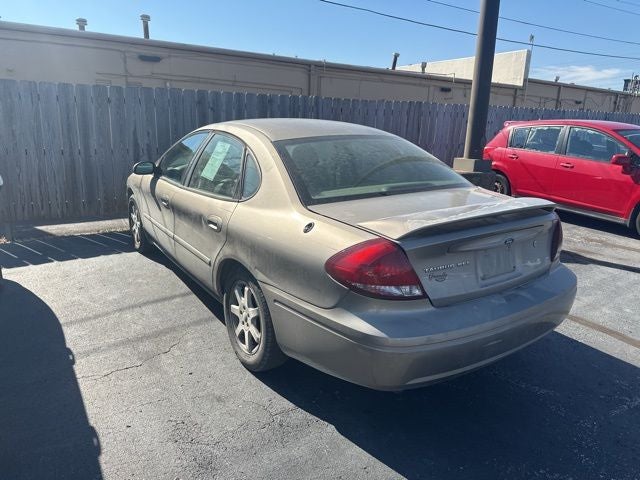 2006 Ford Taurus SEL