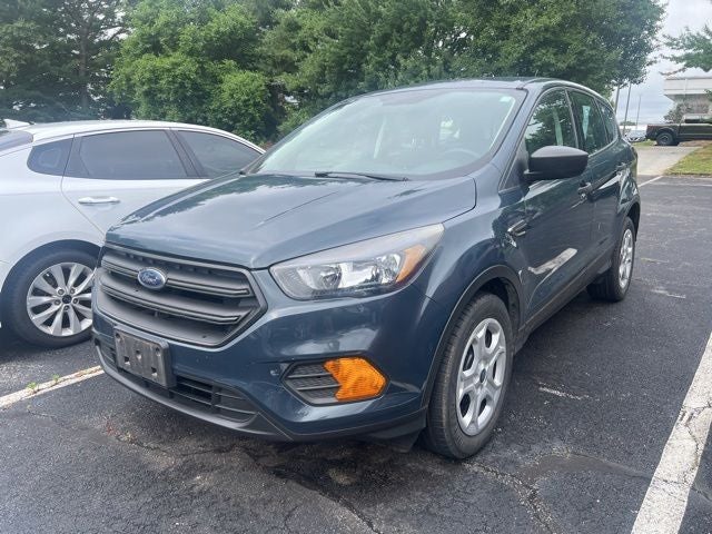 2019 Ford Escape S's photo