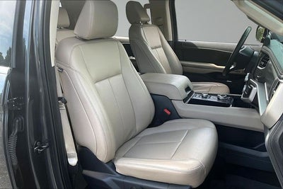 2022 Ford Expedition XLT