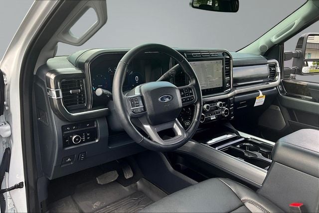 2024 Ford F-250SD Lariat Tremor Package