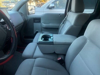 2004 Ford F-150 STX