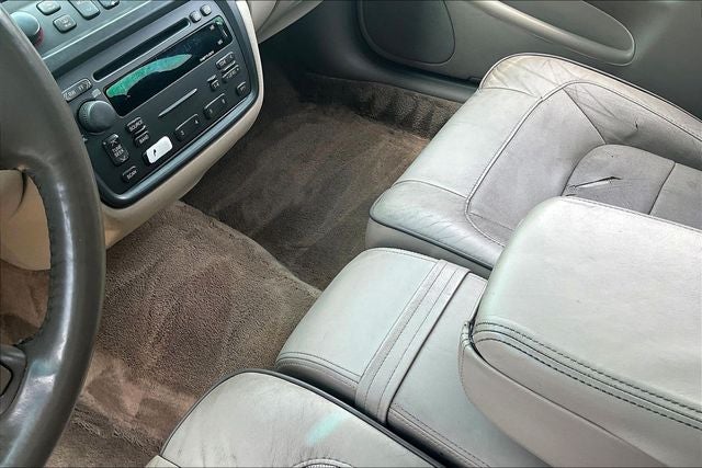 2005 Cadillac DeVille Base