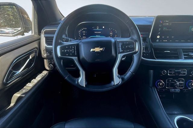 2022 Chevrolet Suburban LT