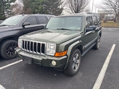 2008 Jeep Commander Sport