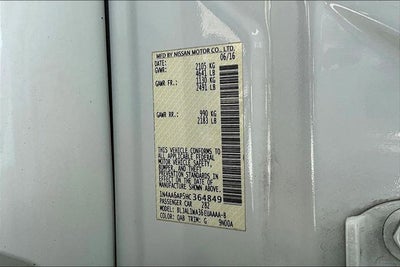 2017 Nissan Maxima SR