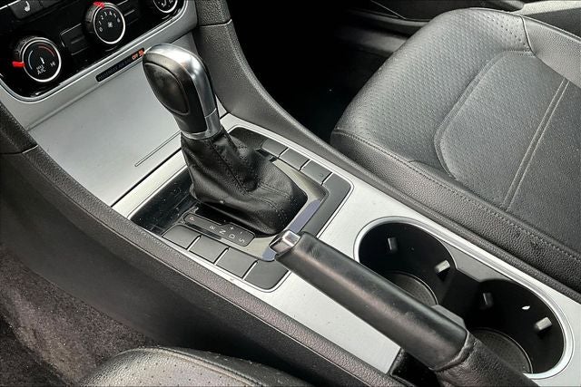 2013 Volkswagen Passat 2.5 SE w/Sunroof