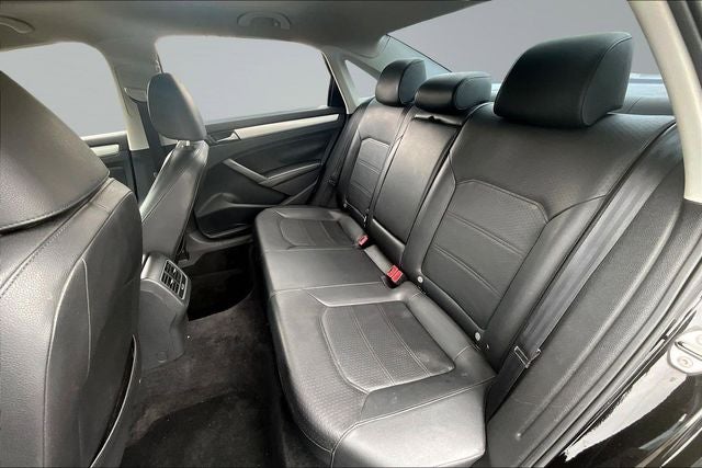 2013 Volkswagen Passat 2.5 SE w/Sunroof