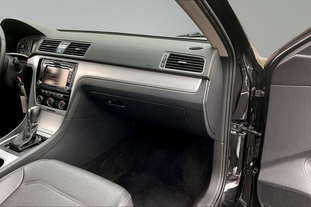 2013 Volkswagen Passat 2.5 SE w/Sunroof