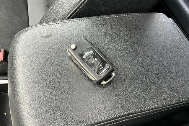 2013 Volkswagen Passat 2.5 SE w/Sunroof