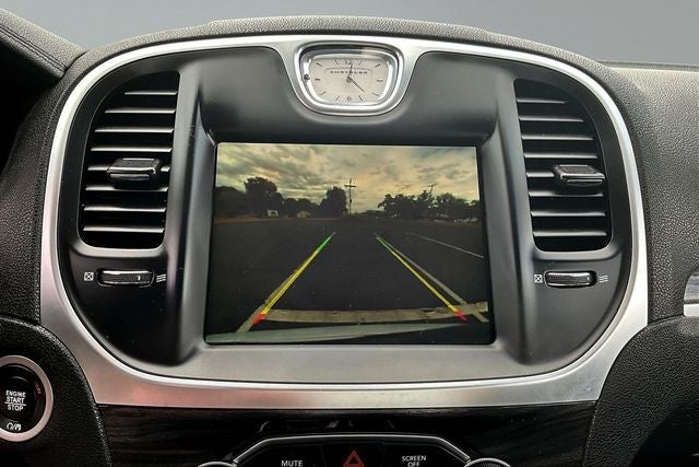 2021 Chrysler 300 Touring