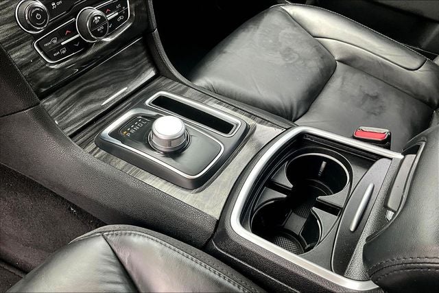 2021 Chrysler 300 Touring