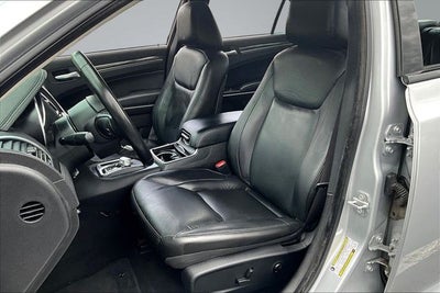2021 Chrysler 300 Touring