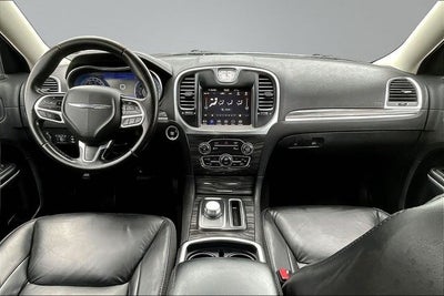 2021 Chrysler 300 Touring