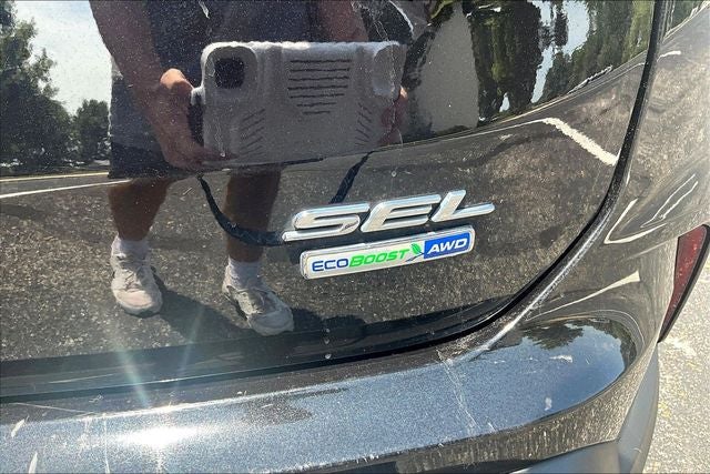 2020 Ford Edge SEL