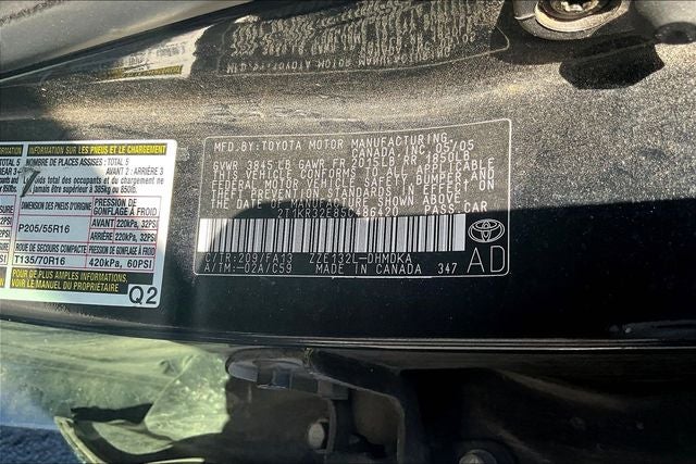2005 Toyota Matrix Base