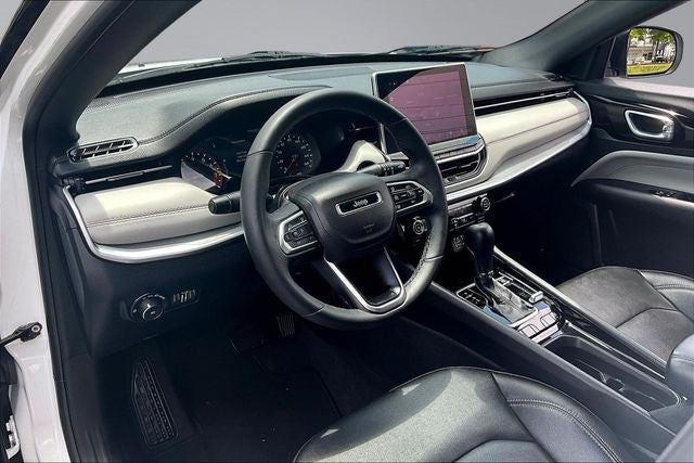 2025 Jeep Compass Limited - Photo 17