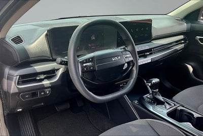 2026 Kia K4 LX
