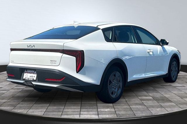 2026 Kia K4 LX