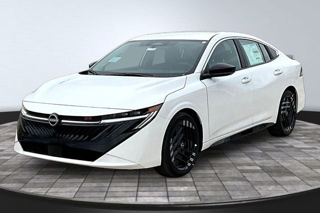 2026 Nissan Sentra SR CVT's photo
