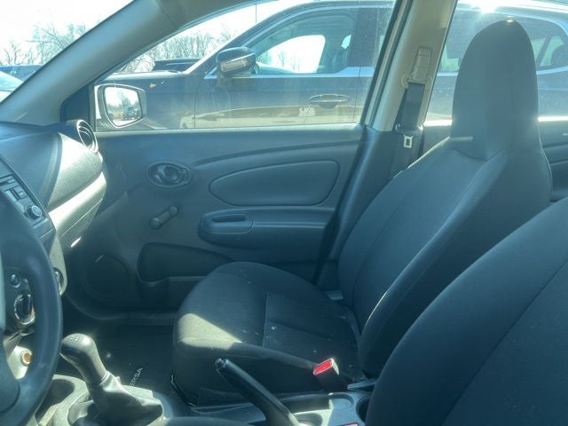 2017 Nissan Versa 1.6 S