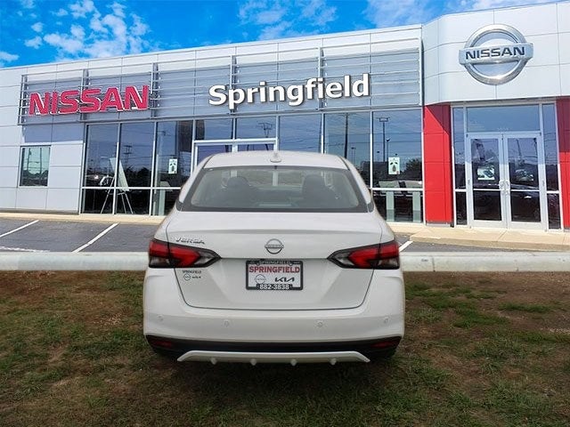 2025 Nissan Versa 1.6 SV