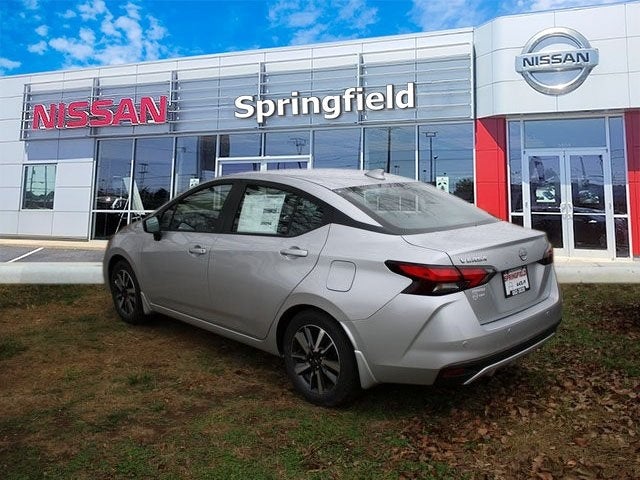 2025 Nissan Versa 1.6 SV