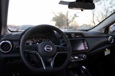 2025 Nissan Versa 1.6 SR