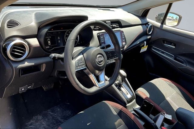 2025 Nissan Versa 1.6 SR