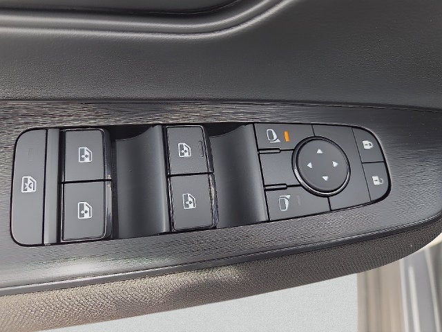2027 Nissan Kicks S