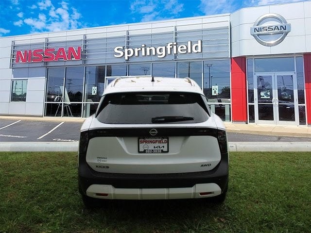 2026 Nissan Kicks SV