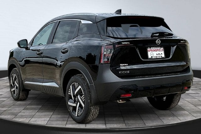 2027 Nissan Kicks SV