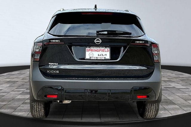 2027 Nissan Kicks SV