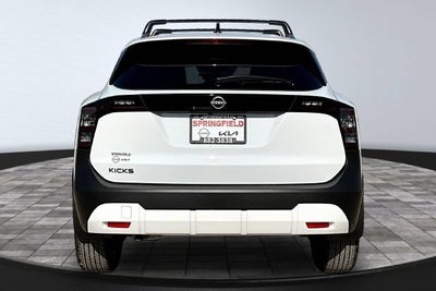 2027 Nissan Kicks SV