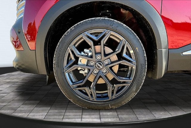 2027 Nissan Kicks SR