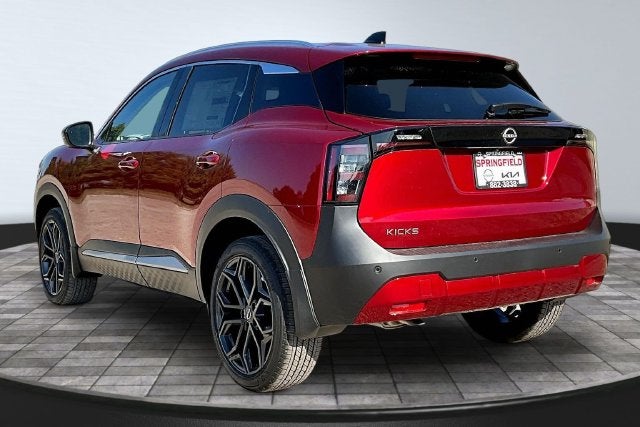 2027 Nissan Kicks SR