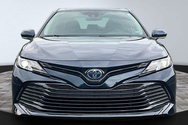 2020 Toyota Camry Hybrid LE