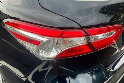 2020 Toyota Camry Hybrid LE