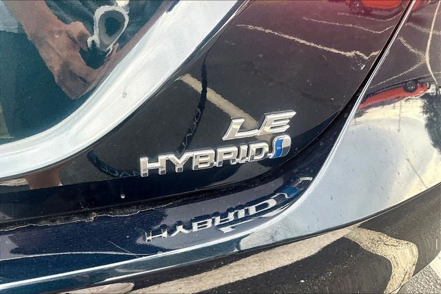 2020 Toyota Camry Hybrid LE