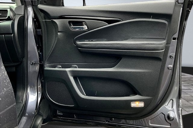 2022 Honda Pilot Touring 7 Passenger