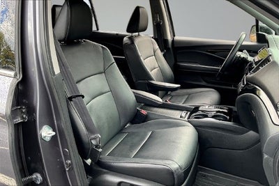 2022 Honda Pilot Touring 7 Passenger
