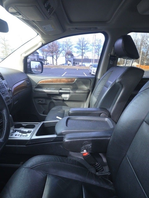 2010 Nissan Armada Platinum