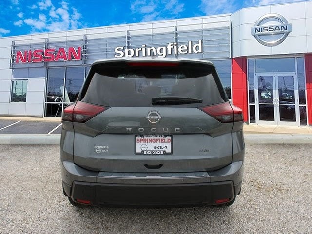 2026 Nissan Rogue SV