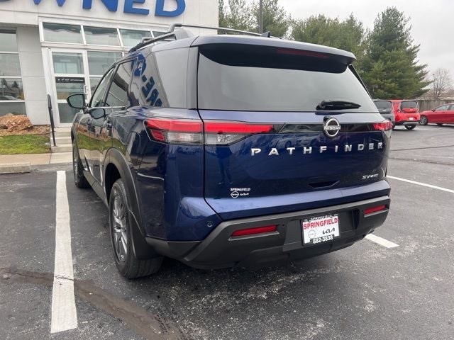 2024 Nissan Pathfinder SV