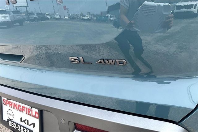 2026 Nissan Pathfinder SL