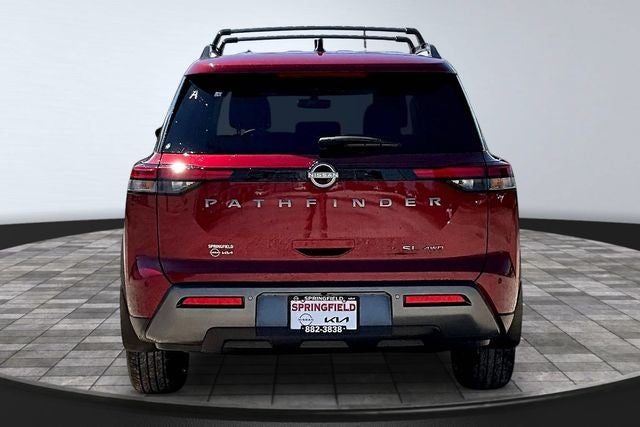 2026 Nissan Pathfinder SL